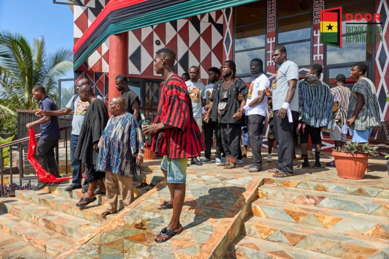 Read more about the article Ɔbenfo Ọbádélé Kambon Enstooled as Apagyahene and Sunsum Ɔsahene of Akuapem Mampɔn